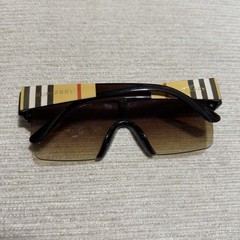 Burberry Sunglasses Brown Plastic Frame