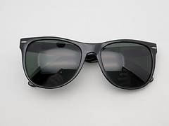 Vintage Gloss Black Frame Green Glass Lens Square Sunglasses China 53-17-134