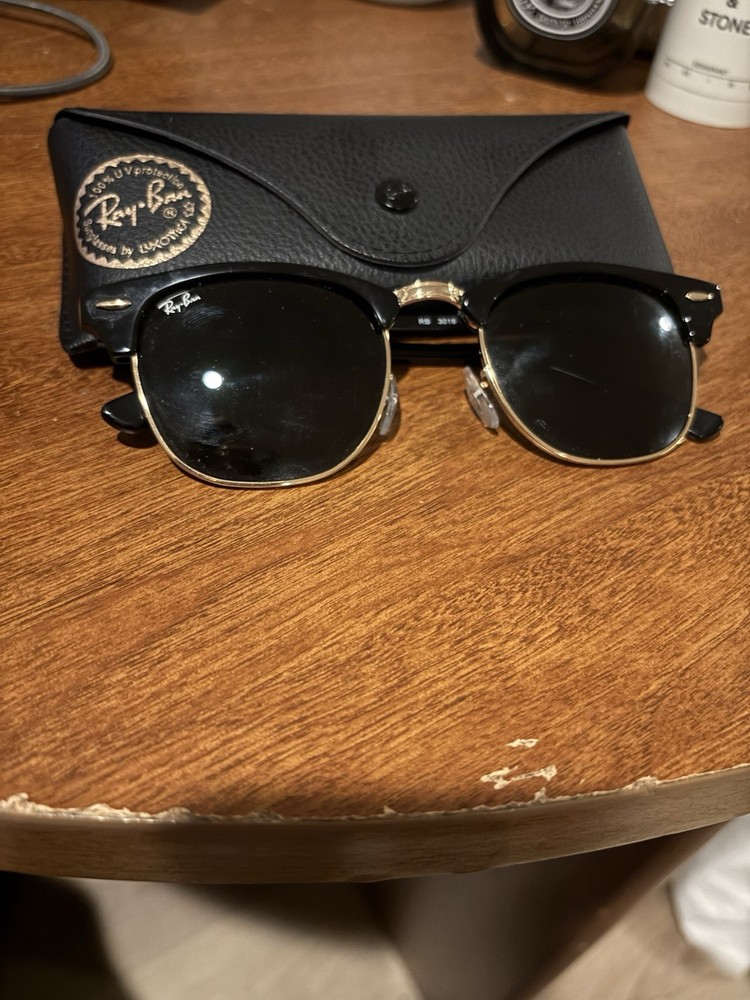 Ray-Ban Clubmaster RB3016 W0365 Sunglasses Black Gold Frame, 51mm