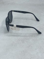 Ray Ban Men’s Geometric Sunglasses Black / Green