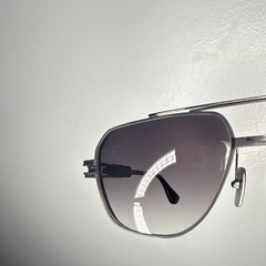 DITA KUDRU Men’s Aviator Sunglasses Black Metal Frame Gray Gradient Lenses