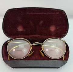 Vintage Bausch & Lomb Ful-Vue eyeglasses featuring 1/10 12K gold-filled