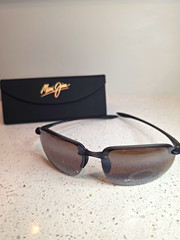 Maui Jim Men’s HO’OKIPA XLARGE Maui Rose Frame Very Clean Used A Few Times
