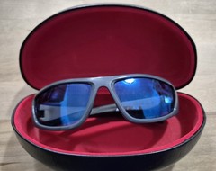 Target, Unisex Adult Wrap Style Sunglasses With Vlack Clam Shell Case (T4-B7)