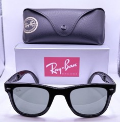 Ray-Ban Wayfarer Folding Matte Black Green G-15 RB4105