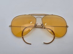 Ray-Ban B&L Outdoorsman II Gold All-Weather Ambermatic Aviator Sunglasses 62-14