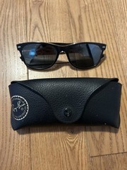 Ray-Ban Sunglasses RB2132 New Wayfarer Classic Black 55mm 18 145 READ ADD AS IS