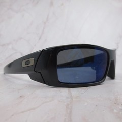 Oakley Gascan Sunglasses Matte Black Blue Lens Wrap Sport 26-244 60-15-127 Mens
