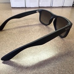 Ray-Ban RB4165 622/T3 54-16 Justin Gray Polarized Sunglasses – Matte Black #J43