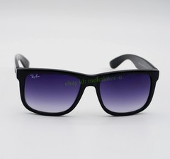 Ray-Ban Justin RB4165 Classic Sunglasses 54mm Matte Black Gray Gradient UV