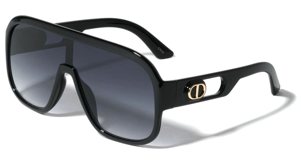 Sunglasses Luxury Style Celebrity Beach Party Wearing Elegant Male Female Model