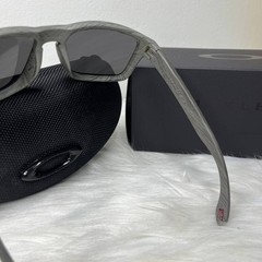 Oakley Holbrook Sunglasses Grey Woodgrain Frame Prizm Silver Polarized Lens New