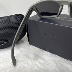 Oakley Holbrook Sunglasses Grey Woodgrain Frame Prizm Silver Polarized UV400 New