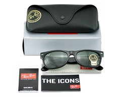 Ray-Ban RB2132 New Wayfarer Classic Black Frame Green Lens 55mm Unisex