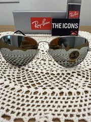 Ray-Ban Aviator Pilot RB3025 Silver Frames Silver Mirror Lens Large 62mm