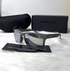 Oakley Holbrook Sunglasses Grey Woodgrain Frame Prizm Silver Polarized UV400 New
