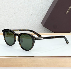 Tom Ford FT1277-D Sunglasses Dark Havana Frame / Green Lens New w/ Case