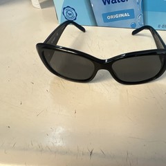 VOGUE VO 2606-S Wrap Sunglasses Black Frame Gray Tinted Lenses 135mm