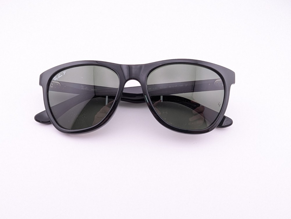 Ray-Ban Sunglasses, Polarized Lenses, RB 4184 601/9A 3P Black, 54-17-145, Brazil