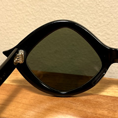 Ray-Ban Tamarin Sunglasses Black Vintage 60s Kiss Shape B&L Bausch & Lomb – USA