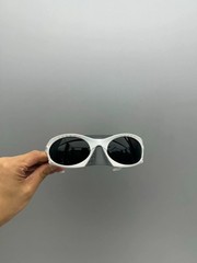 Vintage Oakley Plantaris OO9437 Polarized Sunglasses Y2K White Frame Black Lens