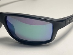 Oakley GIBSTON OO9449-1560 Prizm Green/Blue Polarized/ Matte Black USED