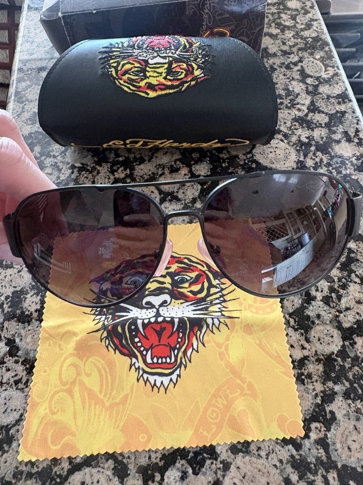 Ed Hardy EHS ZEKE Oversized Sunglasses Black Brown Gradient Lenses 62-13