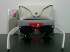 Ray-Ban RB2140 Wayfarer Classic Sunglasses Matte White/Black 50mm Never Worn