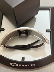 Oakley Radar EV Path Sunglasses Silver Frame Mirrored W/PRIZM Lenses OO9208