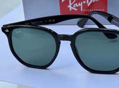 Italy Ray-Ban RB4306 601/71 Polished Black/Dark