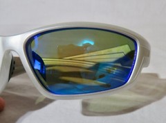Unknown brand Polarized Sunglasses, Wrap style, Pearl Plastic frame