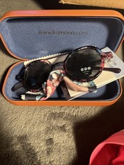 Komono Sunglasses UV 400 Vivien Floral KOM-S2110