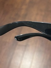 Ray-Ban “New Wayfarer” RB2132 901 52-18 145 3N Sunglasses. Unisex