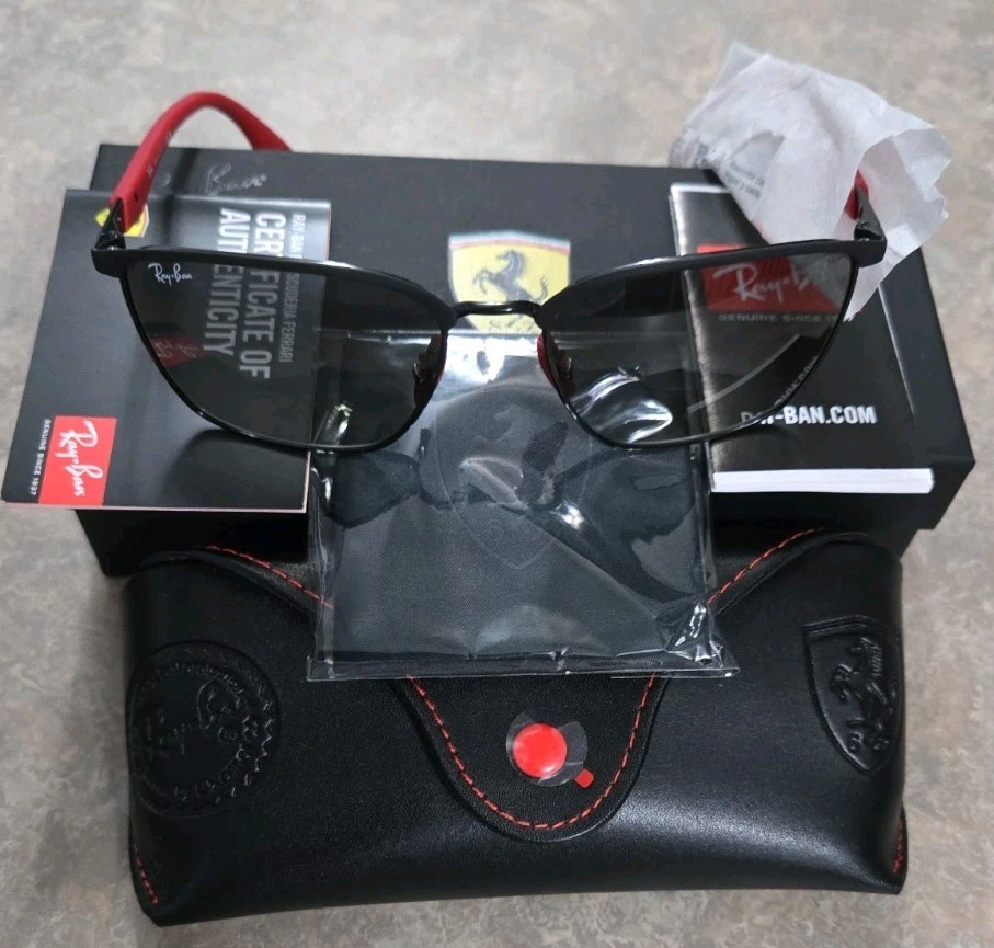 🔥 Ray-Ban RB3673-M Scuderia Ferrari Matte Black/Grey Gradient 56 mm Sunglasses