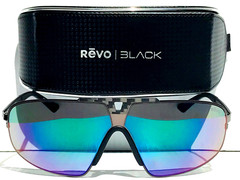 Revo ALPINE Shiny Gunmetal POLARIZED PHOTOCHROMIC Evergreen Sunglass 1182 00 GN