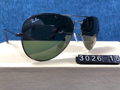 RAY-BAN RB3026 Aviator Sunglasses Gunmetal Grey Frame 62mm Dark Green Lens 140MM