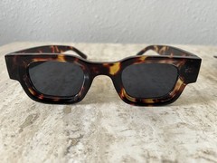 EYEKONIK TORTOISE RECTANGULAR PLASTIC SUNGLASSES W/ CASE-UNISEX ADULT