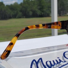 **NEW + RARE** Maui Jim “MAKENA” 244-20 Gloss Dark Brown {STAINLESS STEEL WRAPS}