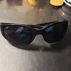 Maui Jim MJ142-02 Men’s Wrap Polarized Tinted Sunglasses Black Plastic Frame