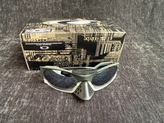 NEW Oakley PLANTARIS Sunglasses OO9437-0336 Matte Black W/ PRIZM BLUE
