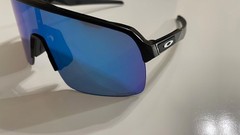 Oakley OO9463-1539 138 3N Sunglasses SUTRO Prizm Blue Mirror Black Frame -Great