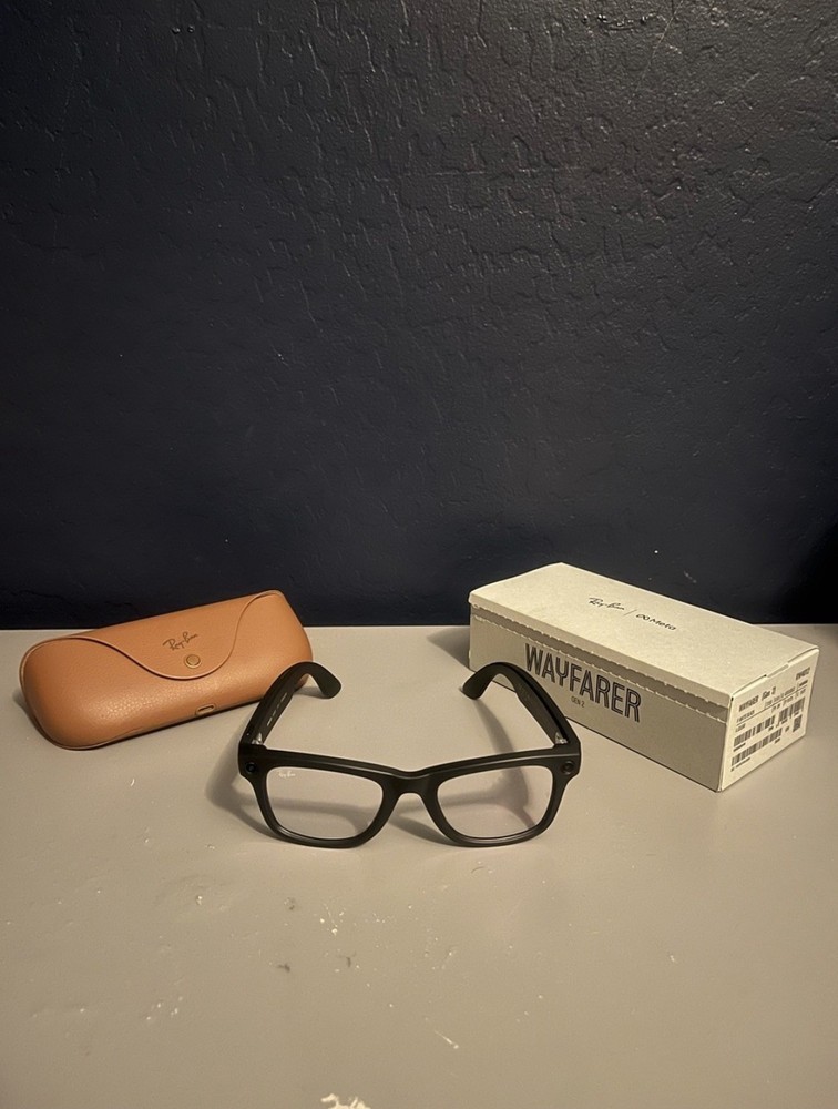 Ray-Ban Meta Gen 2 Smart Glasses Wayfarer Standard, Matte Black/Clear