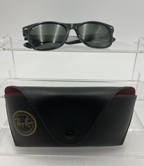 Ray-Ban New Wayfarer RB2132 901 52-18 Men’s Sunglasses With Case