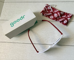 goodr Lightweight Square Sunglasses White Frame Black Tinted Lens Alabama Logo