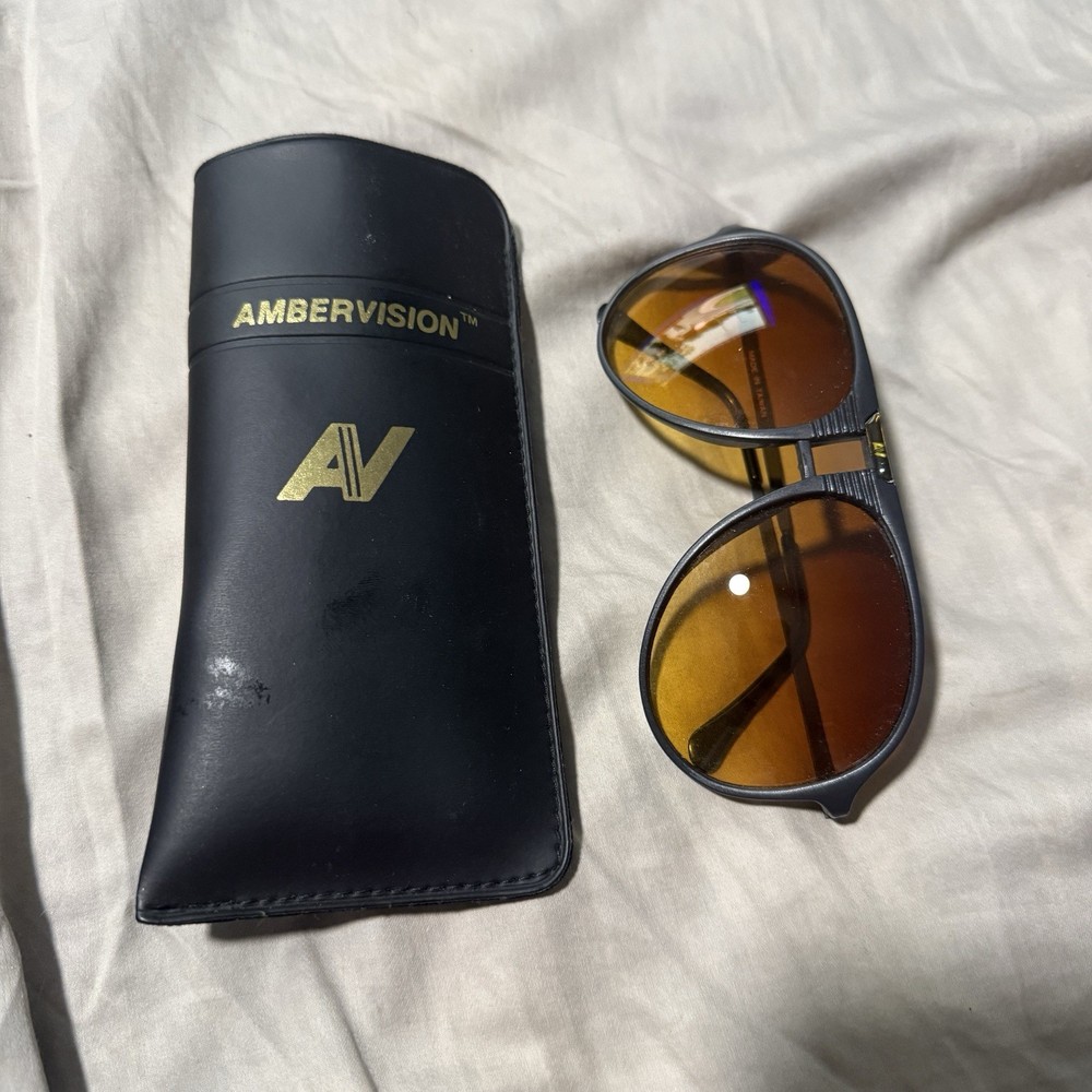 Vintage 80’s Night Vision by Amber Vision Aviator Sunglasses Orange Lens w/ Case