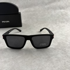New In Box – Prada Men’s & Women’s Square Designer Sunglasses Classic Frame