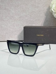 TOM FORD – MODEL: FT1110 – Unisex Sunglasses 56-14-140