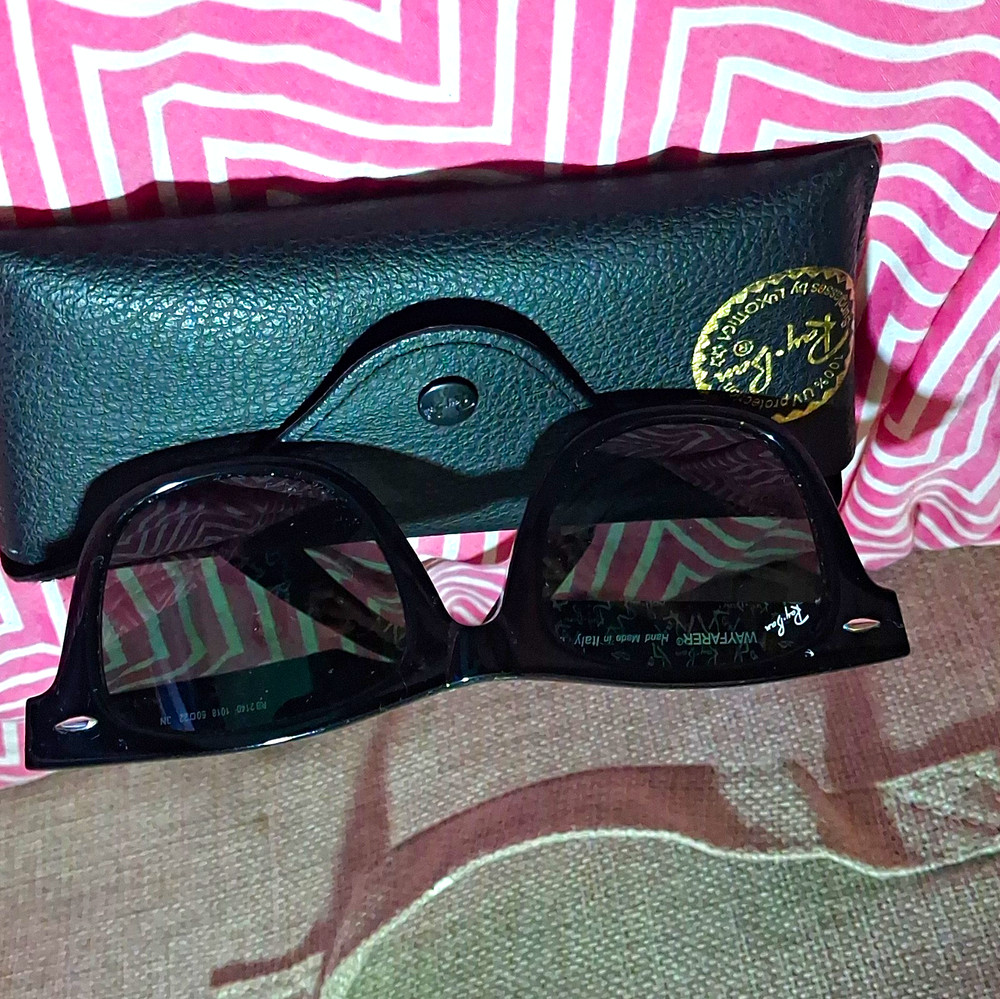 Ray-Ban Wayfarer RB2140 Graphic Black Frame Green Glass Lenses 50-22 UV400