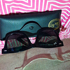 Ray-Ban Wayfarer RB2140 Graphic Black Frame Green Glass Lenses 50-22 UV400