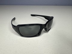 Oakley Wrap Sunglasses Black FRAMES ONLY Made in USA Size 4+1² Vintage